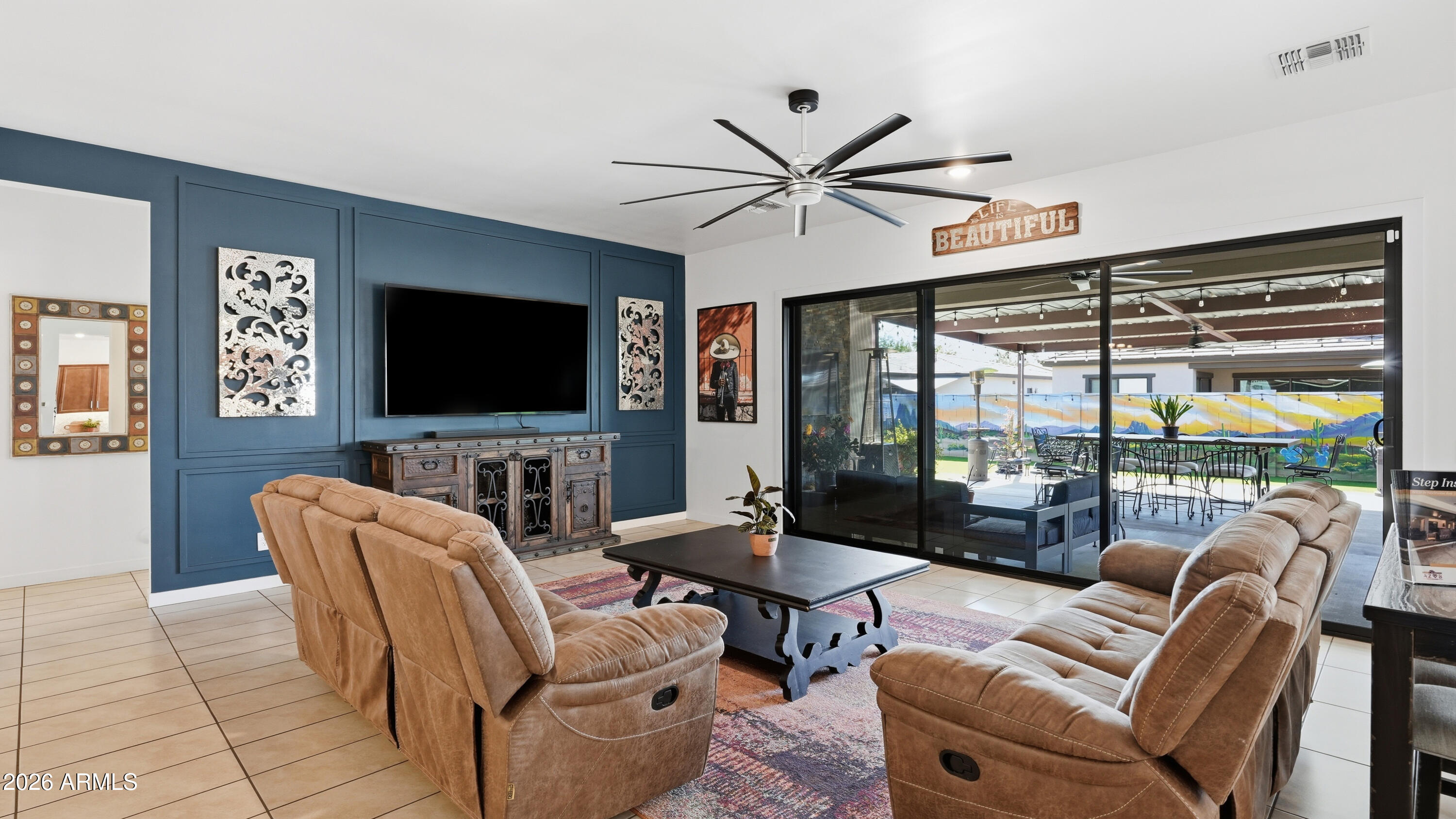 8009 W NORTHVIEW Avenue