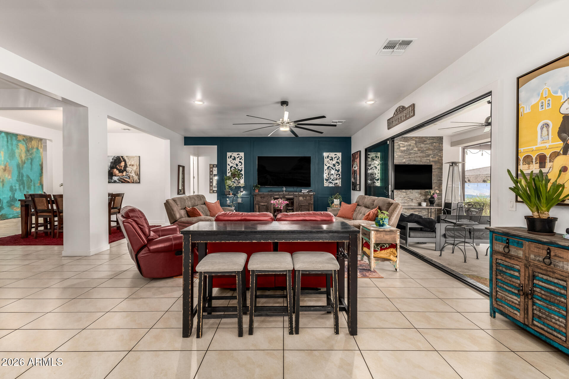 8009 W NORTHVIEW Avenue