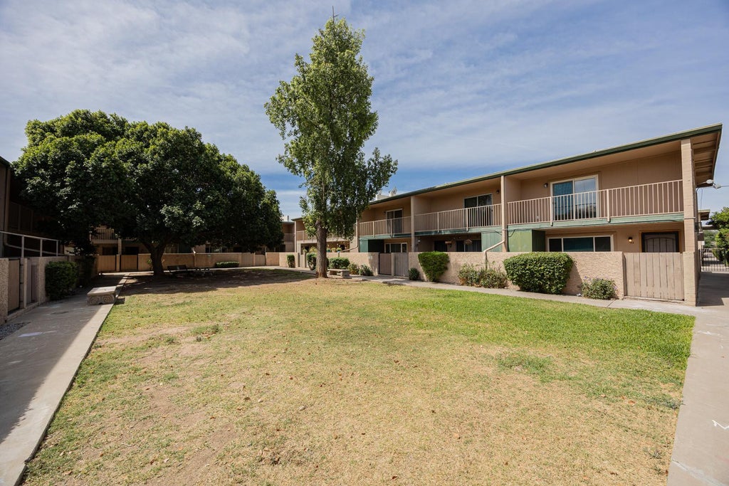 Photo of 6565 N 19th Avenue #53, Phoenix, AZ 85015 (MLS # 7073968)
