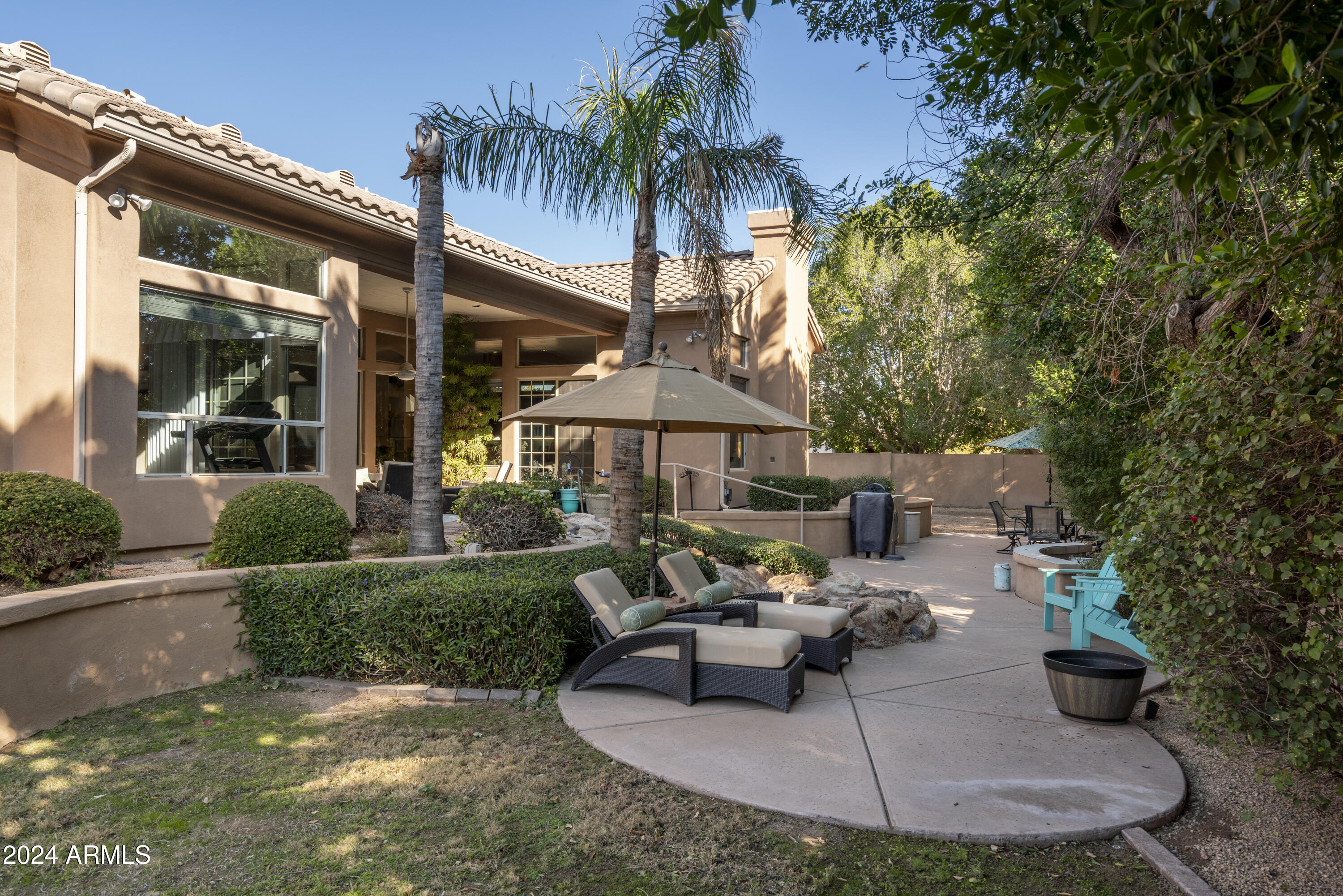 4913 W HACKAMORE Drive