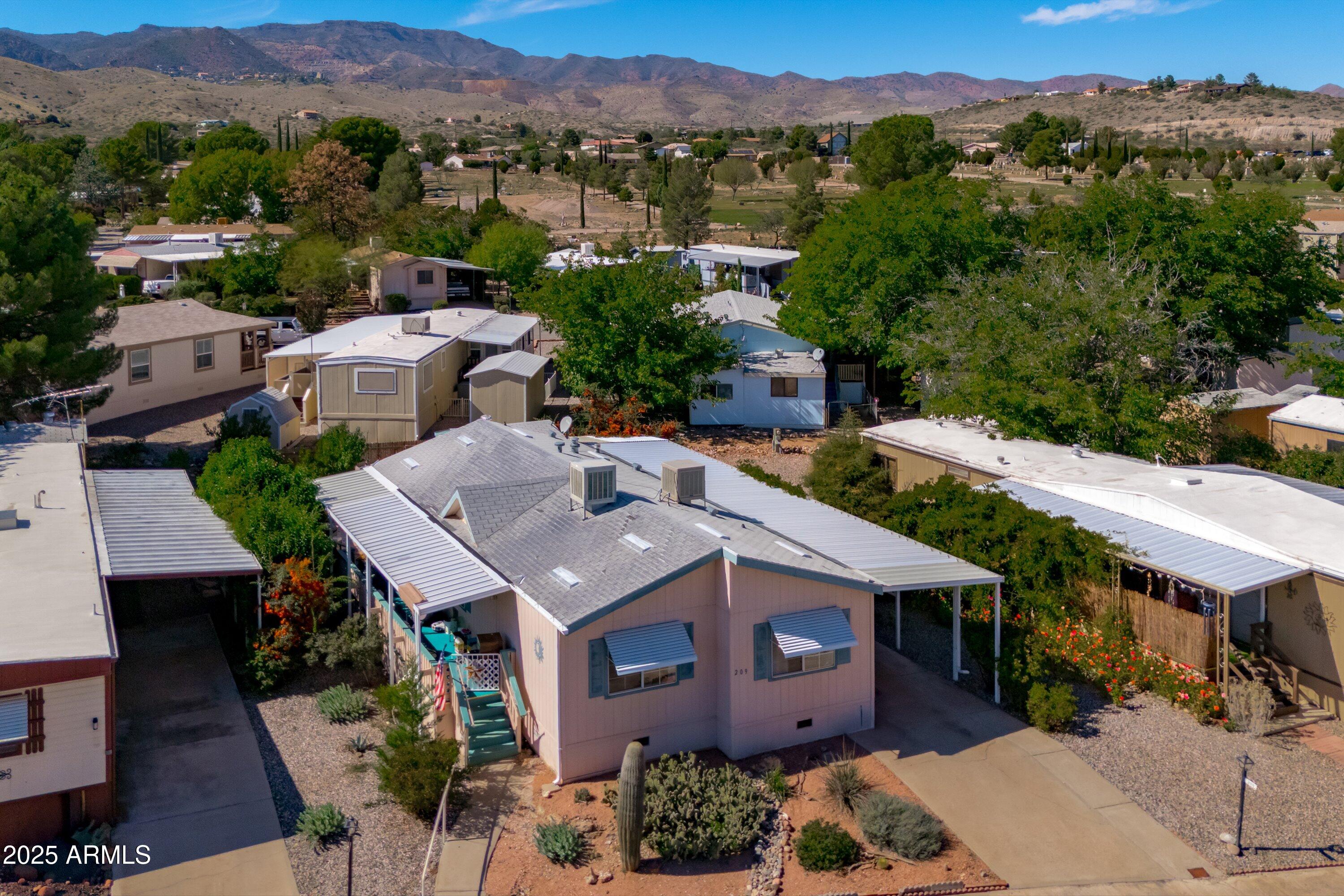 1077 W HIGHWAY 89A -- 209