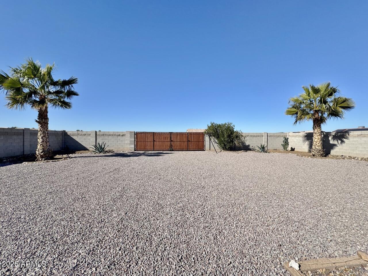 ARIZONA CITY UNIT SEVEN LOTS 1 THRU 943 TRACT A AN - Residential