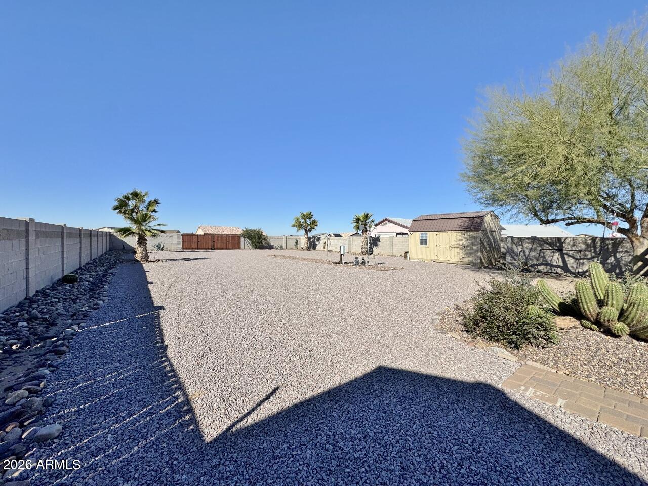 ARIZONA CITY UNIT SEVEN LOTS 1 THRU 943 TRACT A AN - Residential