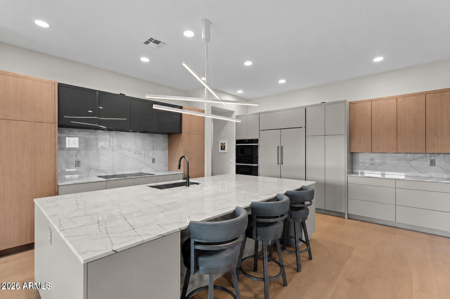 3850 Desert Oasis --