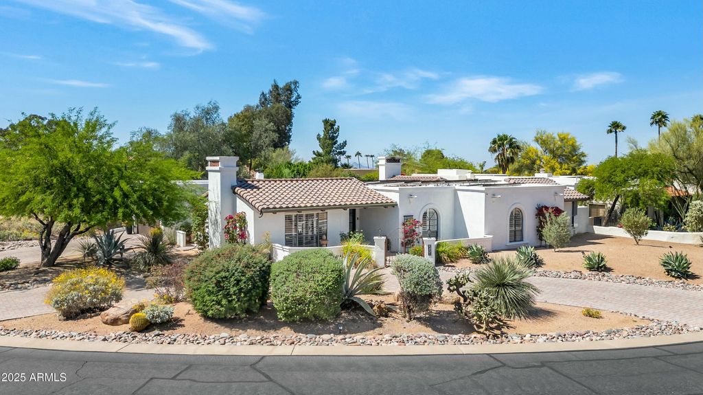 Photo of 9431 E Casitas Del Rio Drive, Scottsdale, AZ 85255 (MLS # 6853934)