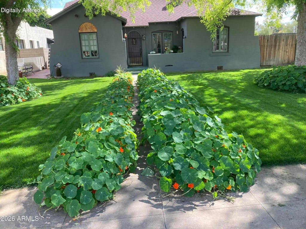 Photo of 537 W Willetta Street, Phoenix, AZ 85003 (MLS # 7044882)