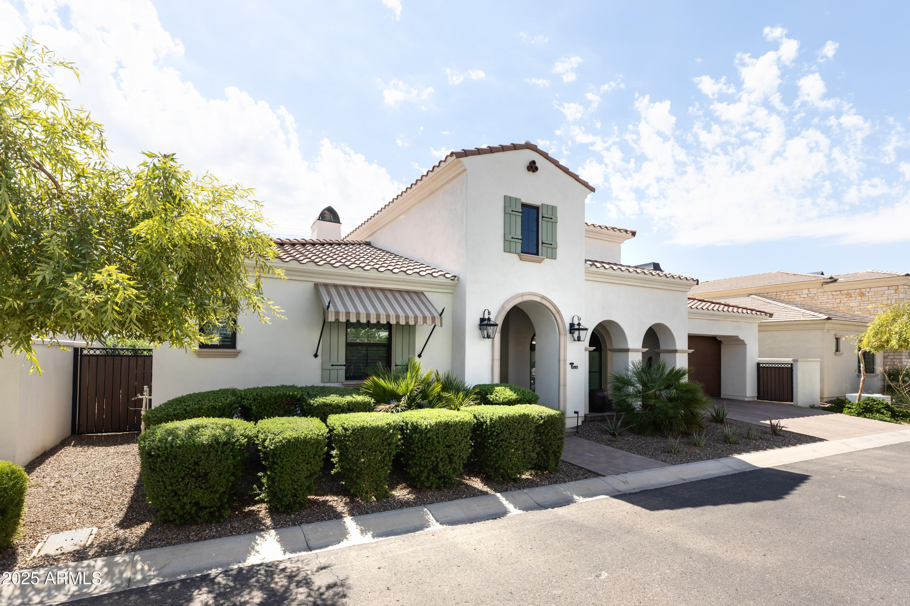 3919 E SHEILA Lane