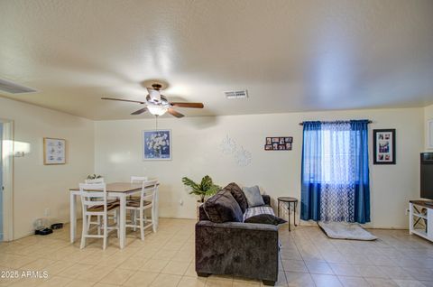A home in Tonopah
