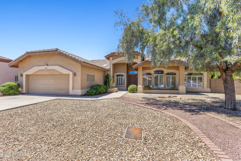 Photo of 15852 N 50th Drive, Glendale, AZ 85306 (MLS # 7015666)
