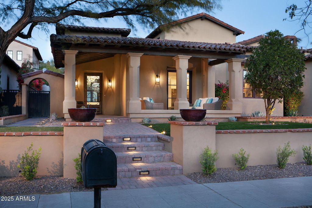Photo of 10074 E Flathorn Drive, Scottsdale, AZ 85255 (MLS # 6908294)
