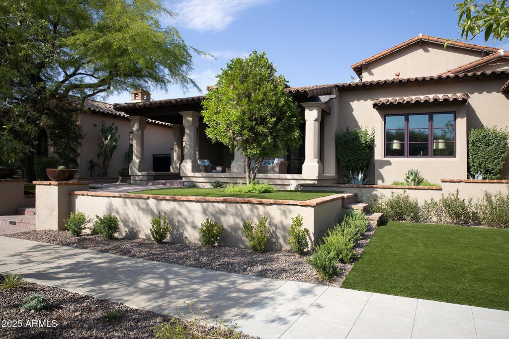 Photo of 10074 E Flathorn Drive, Scottsdale, AZ 85255 (MLS # 6908294)