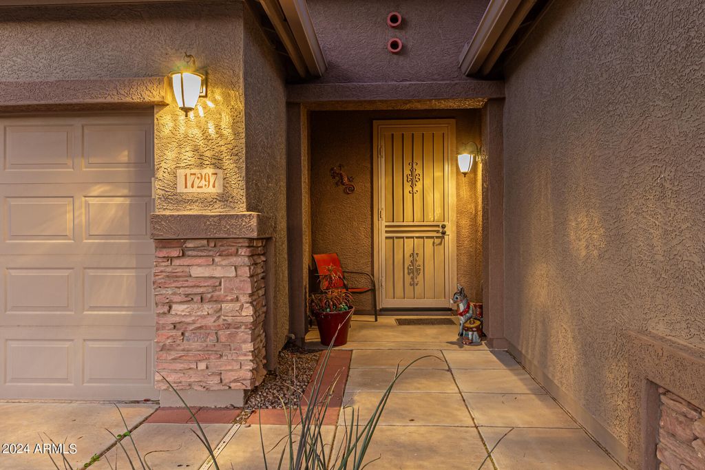 Photo of 17297 N Cosa Street, Maricopa, AZ 85138 (MLS # 6962833)