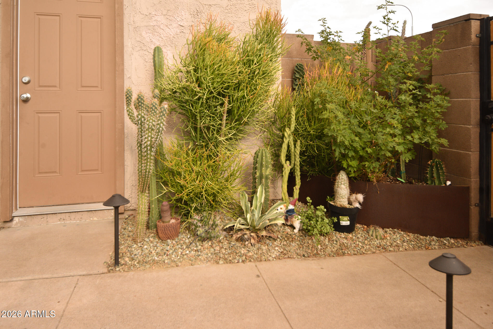 600 S DOBSON Road S 162