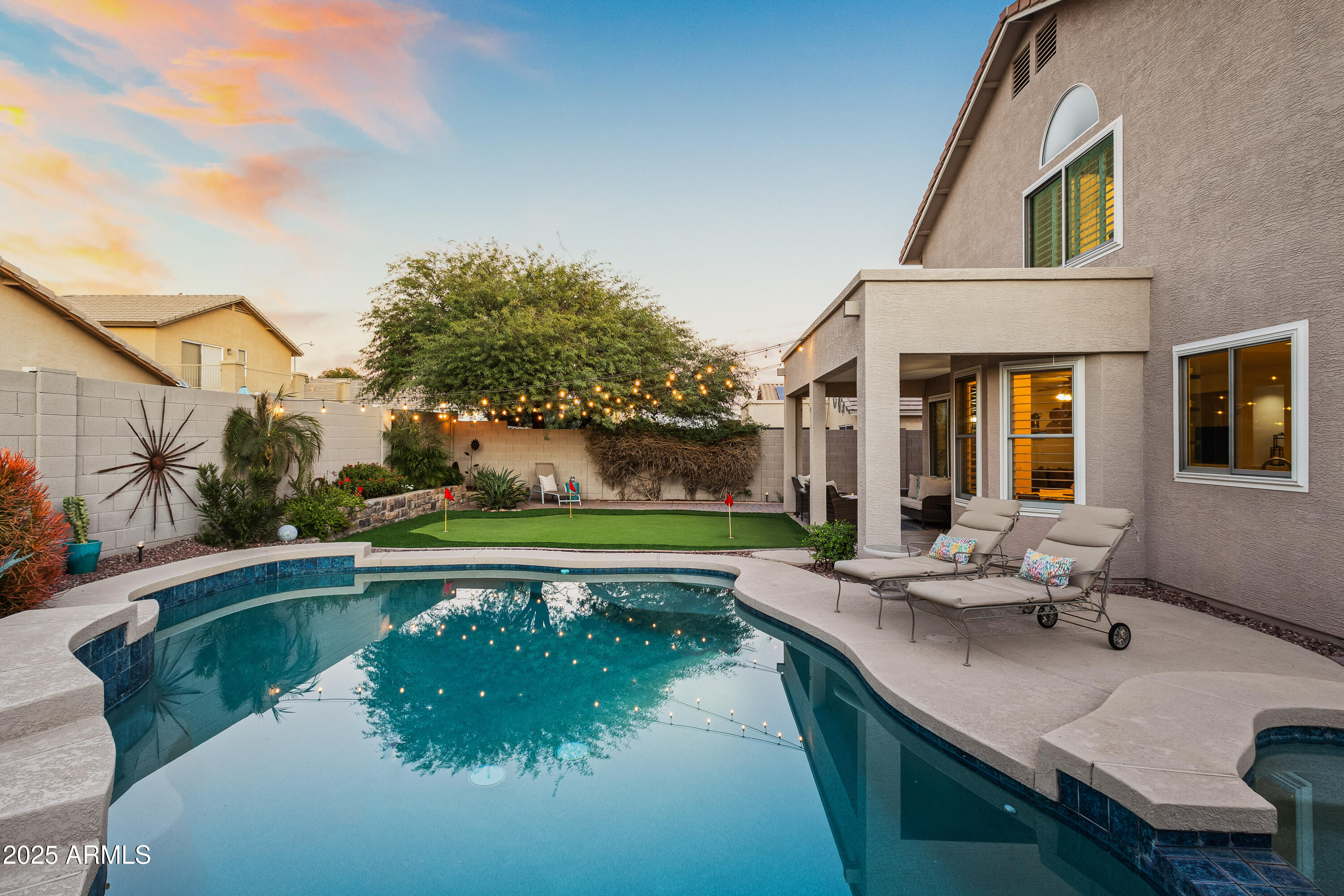 7922 W BEAUBIEN Drive