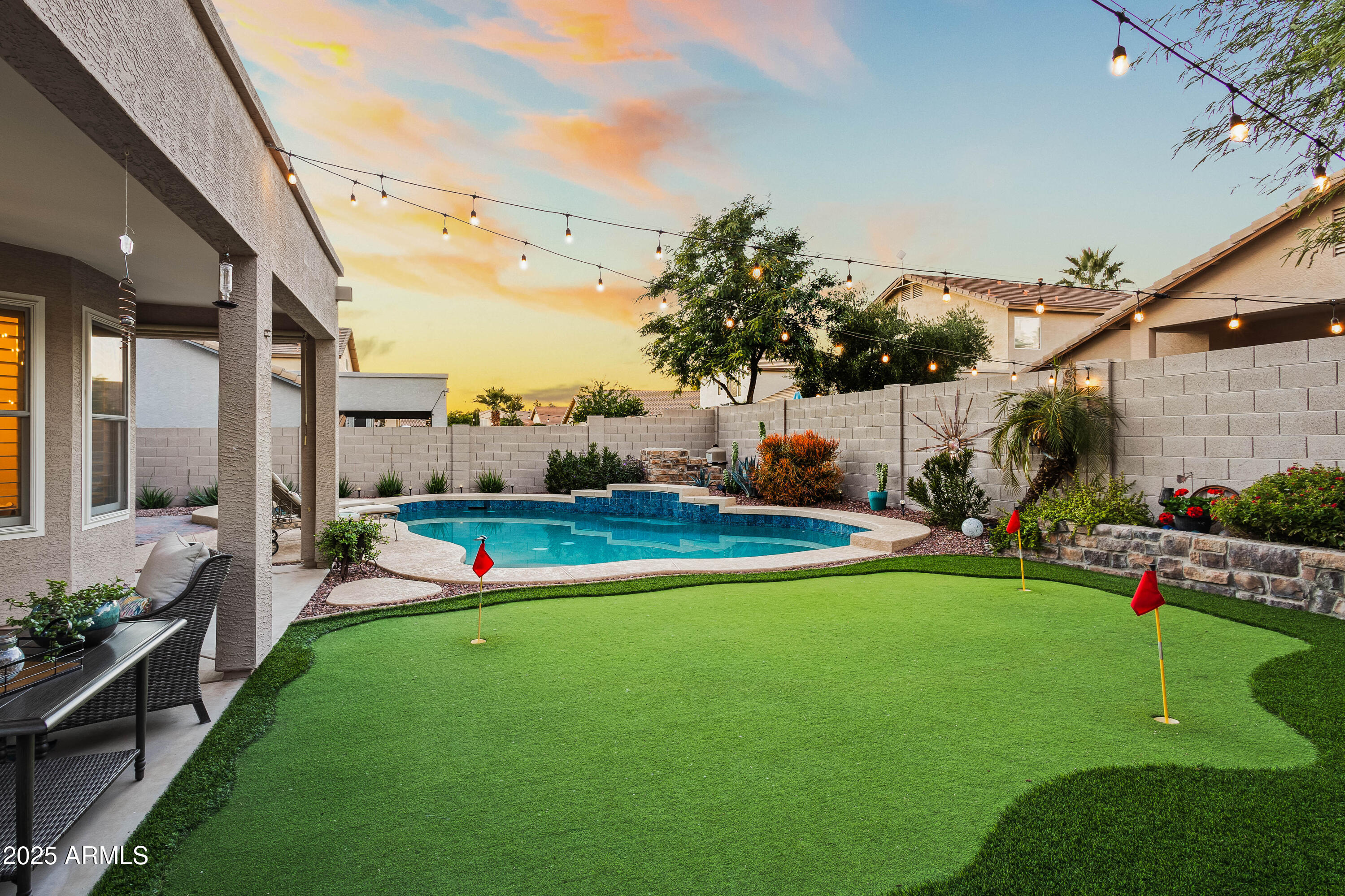 7922 W BEAUBIEN Drive