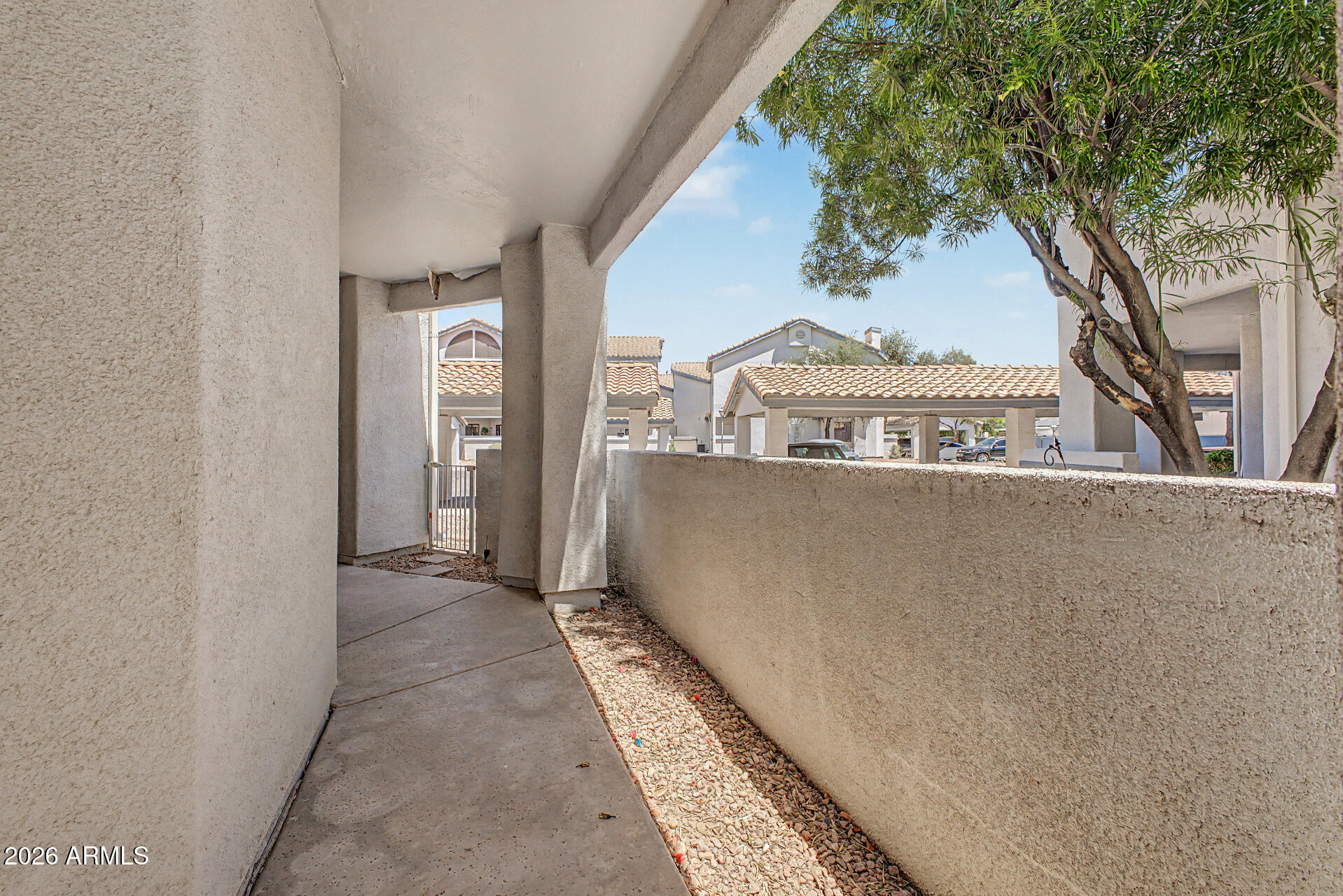 1800 W ELLIOT Road 134