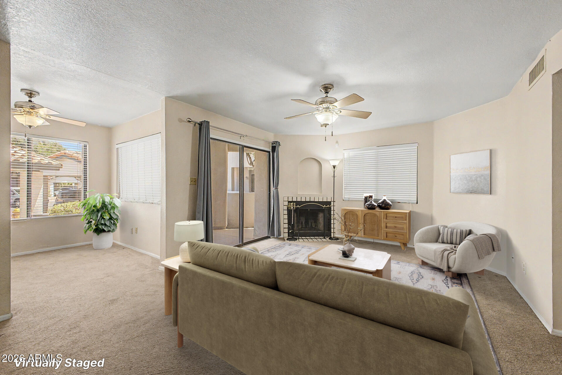 1800 W ELLIOT Road 134