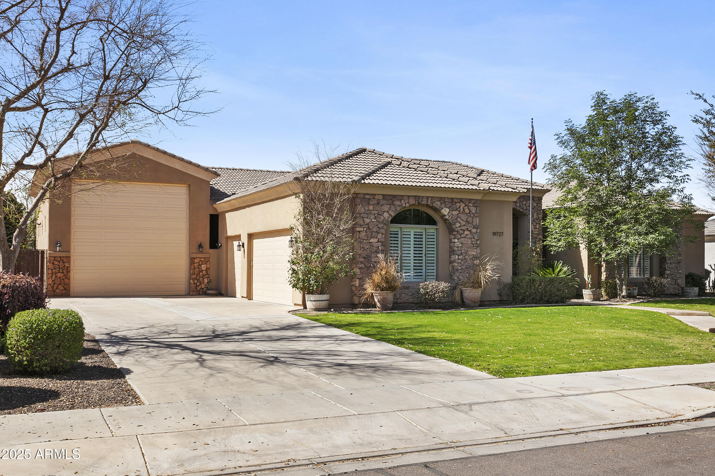 19727 E JULIUS Road