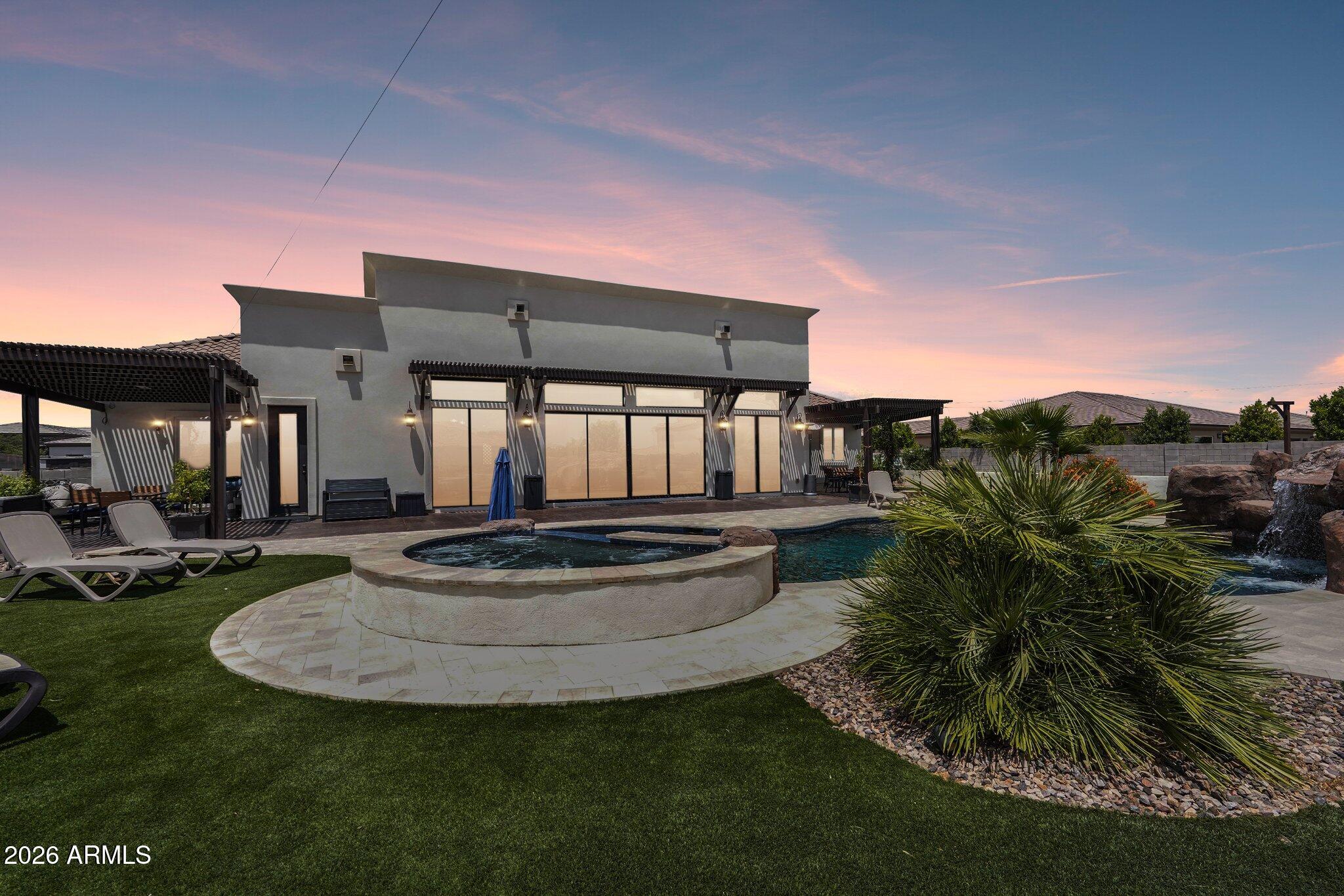 15923 W CHERYL Court