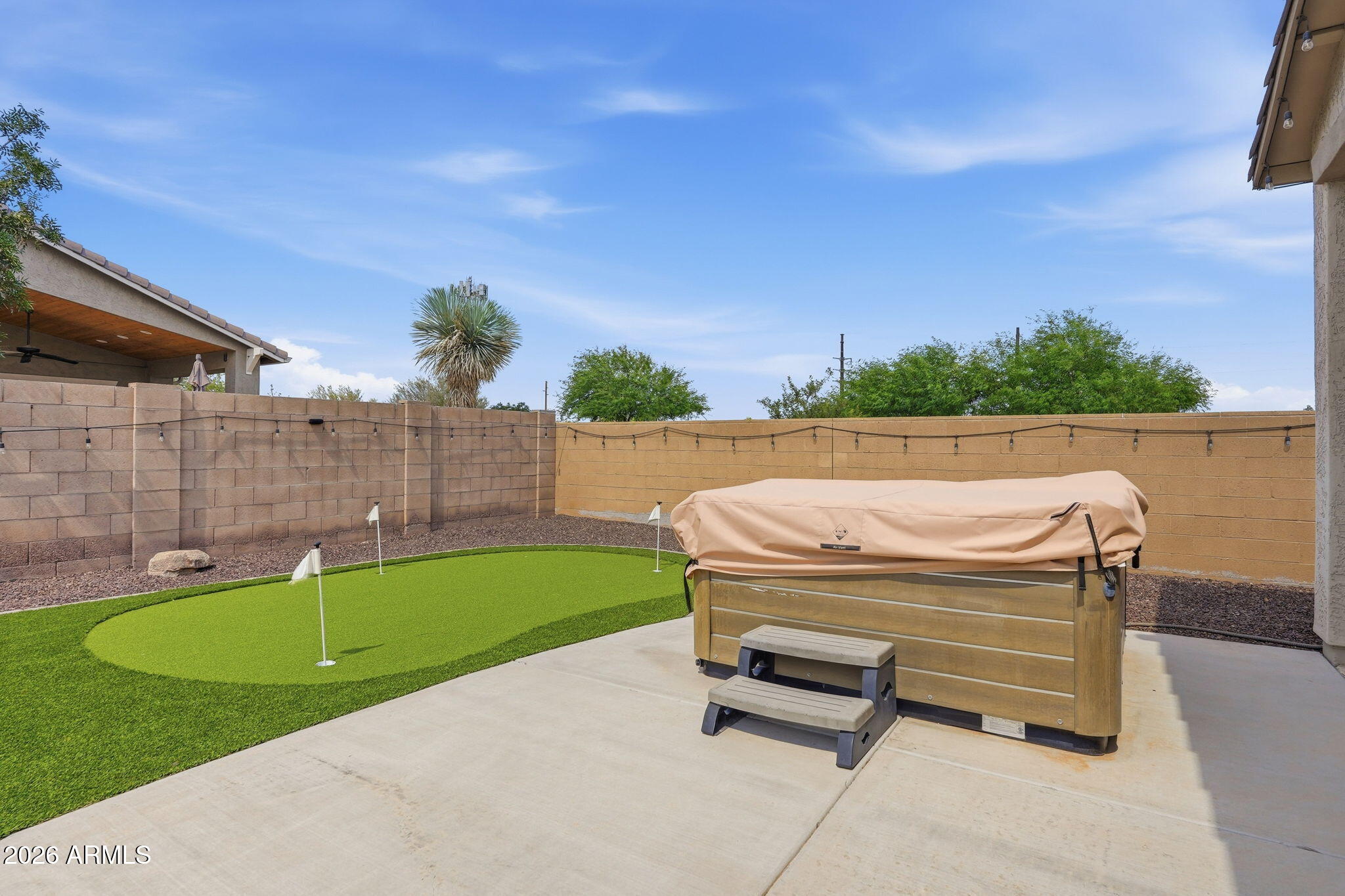 3930 E CHESTNUT Lane
