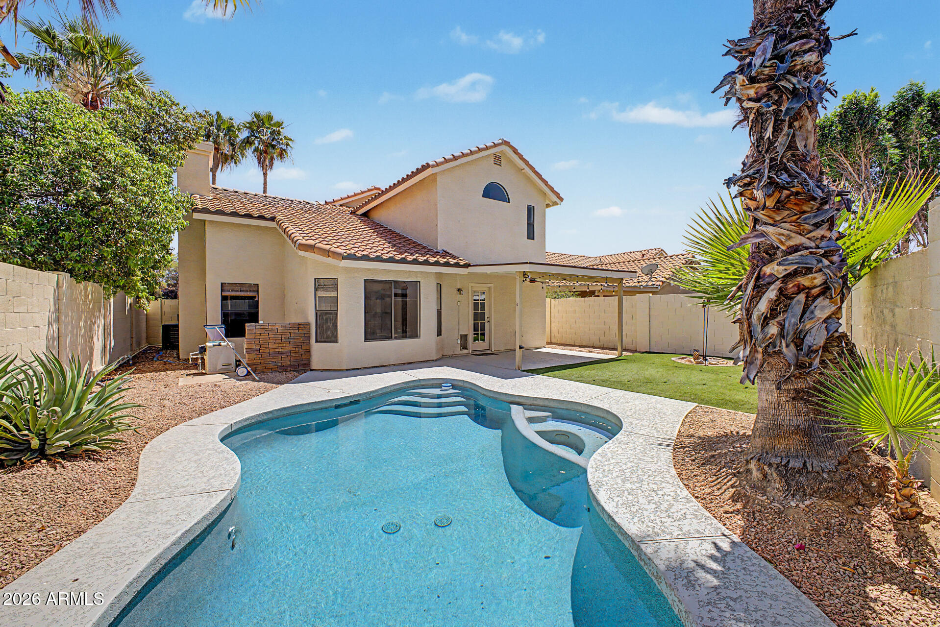 10362 E DAVENPORT Drive