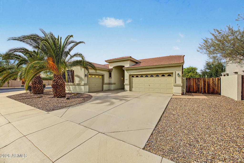 Photo of 260 W Birchwood Place, Chandler, AZ 85248 (MLS # 7080204)