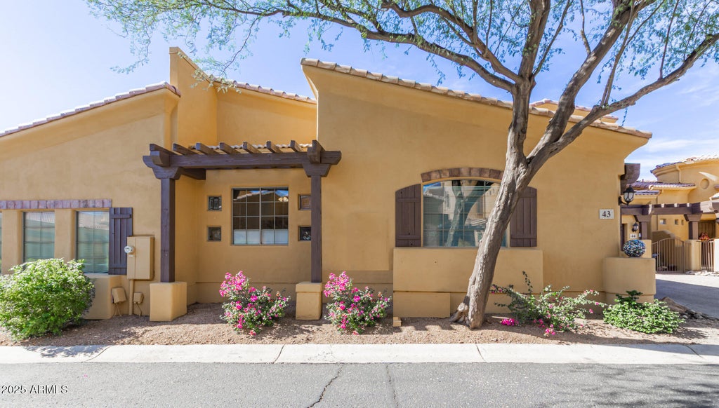 Photo of 5370 S Desert Dawn Drive #43, Gold Canyon, AZ 85118 (MLS # 7039886)