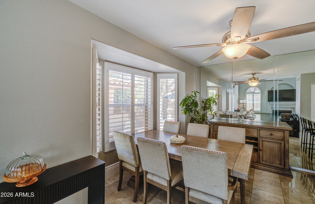 Photo of 834 S Cancun Drive, Gilbert, AZ 85233 (MLS # 7090246)