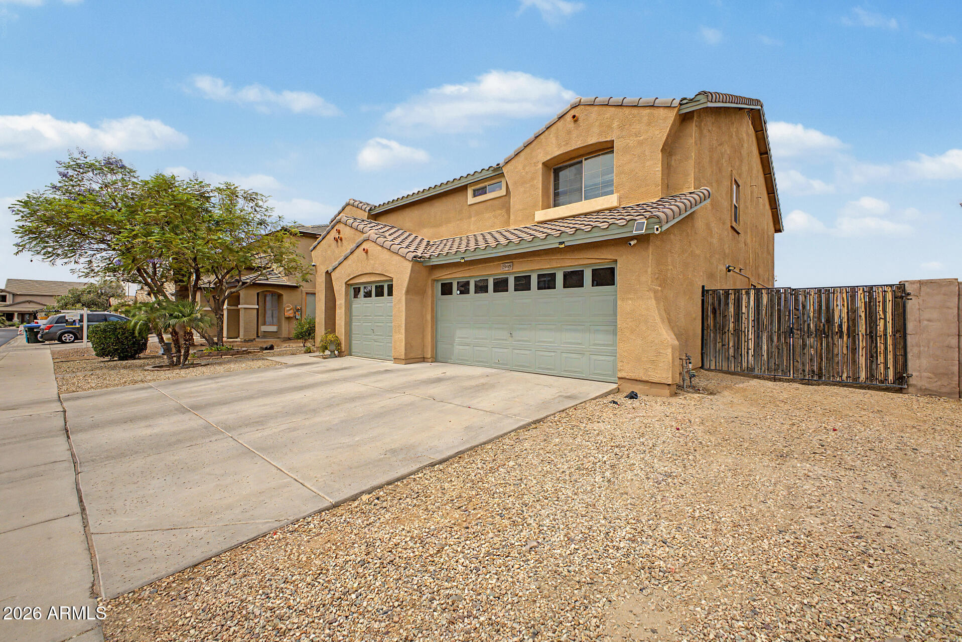 2916 W GLASS Lane