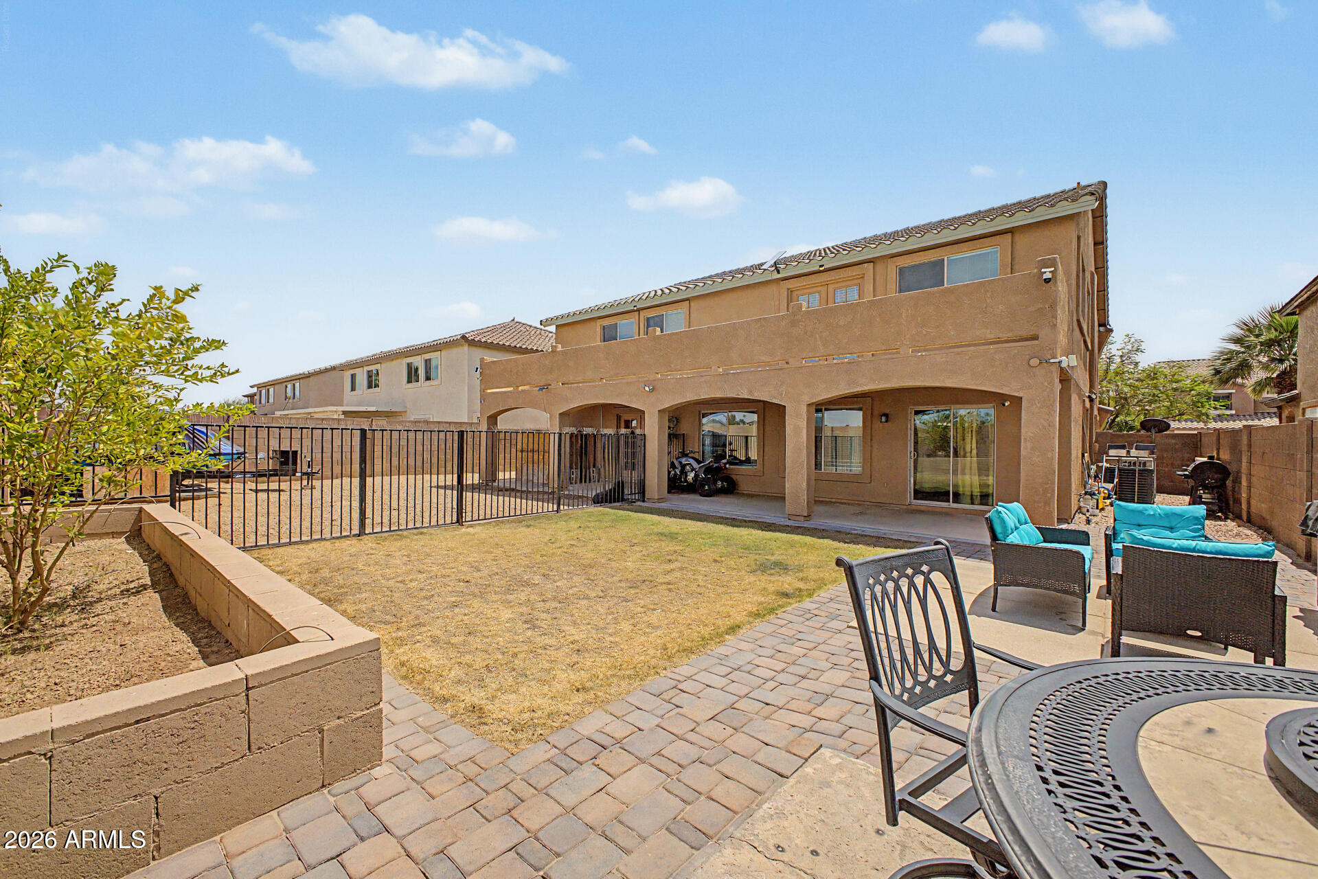 2916 W GLASS Lane