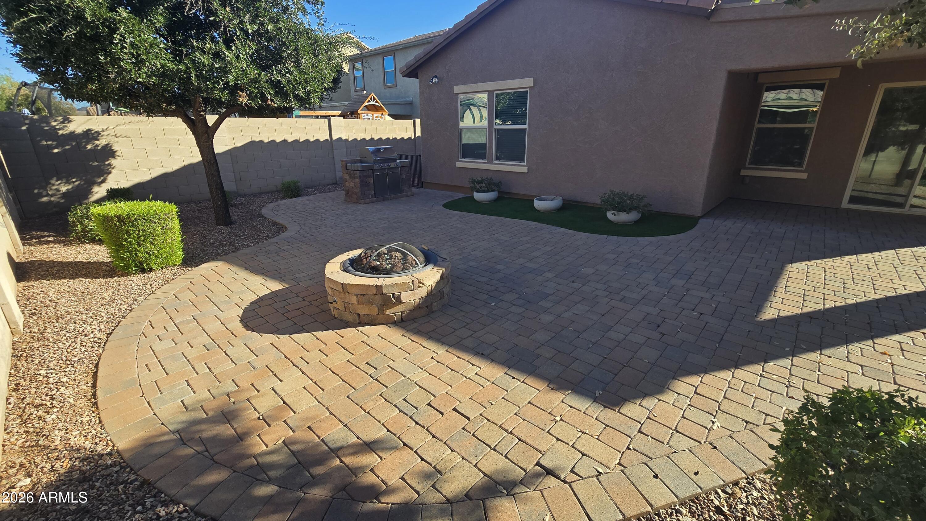 10826 W AVENIDA DEL REY --