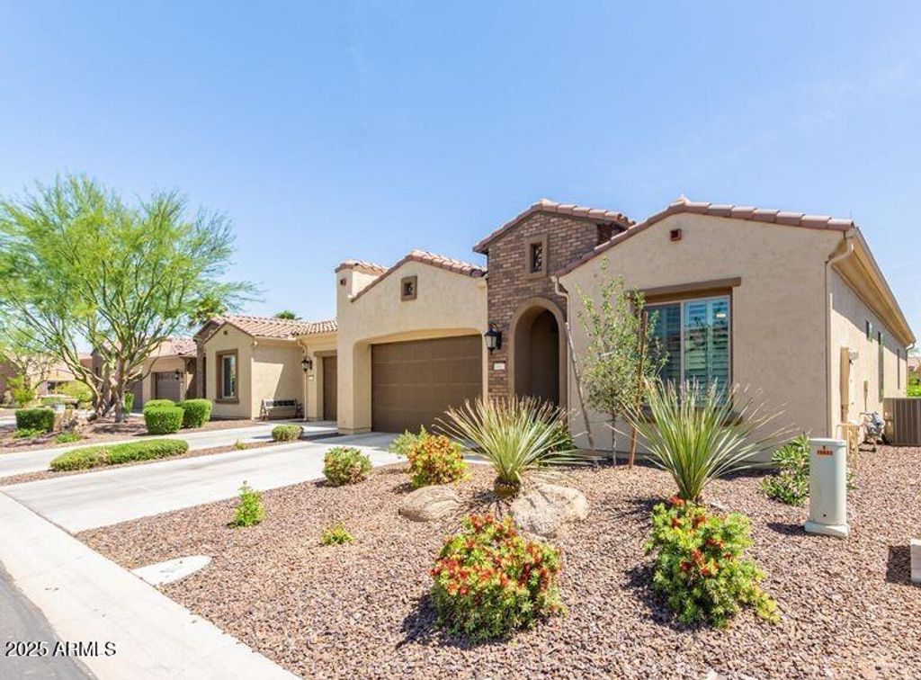 Photo of 16923 W Palm Lane, Goodyear, AZ 85395 (MLS # 6930333)