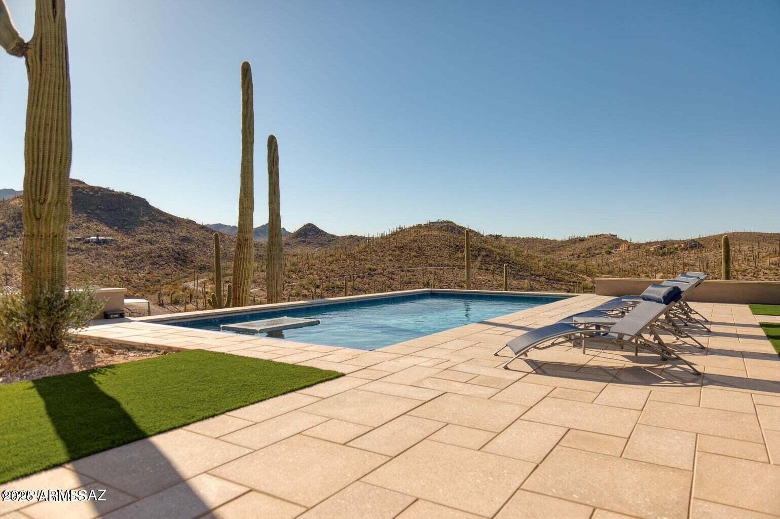 5901 W El Camino del Cerro --