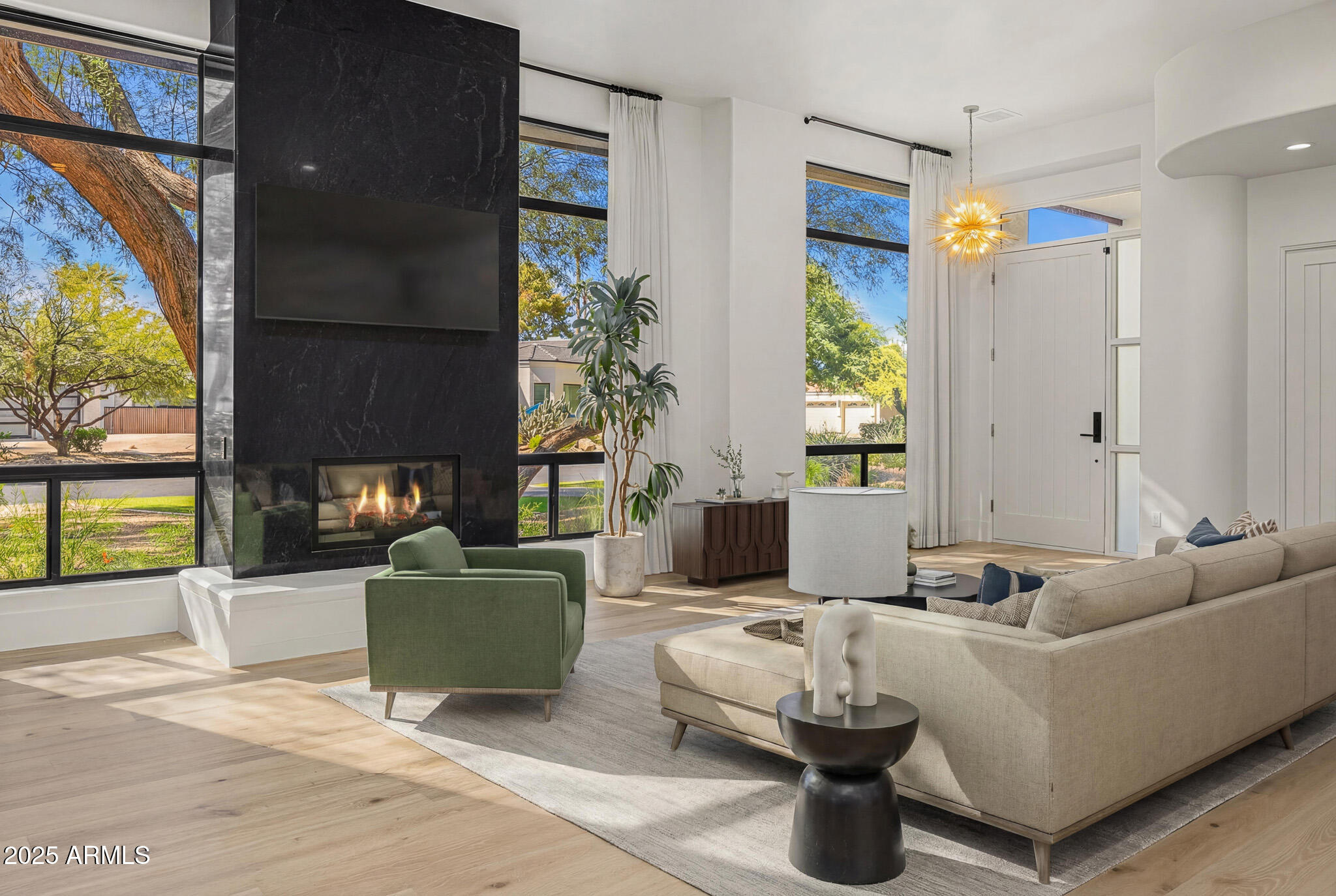 8487 N CANTA BELLO --