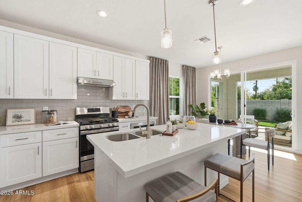 Photo of 1522 W Sierra Vista Drive, Phoenix, AZ 85015 (MLS # 6977779)