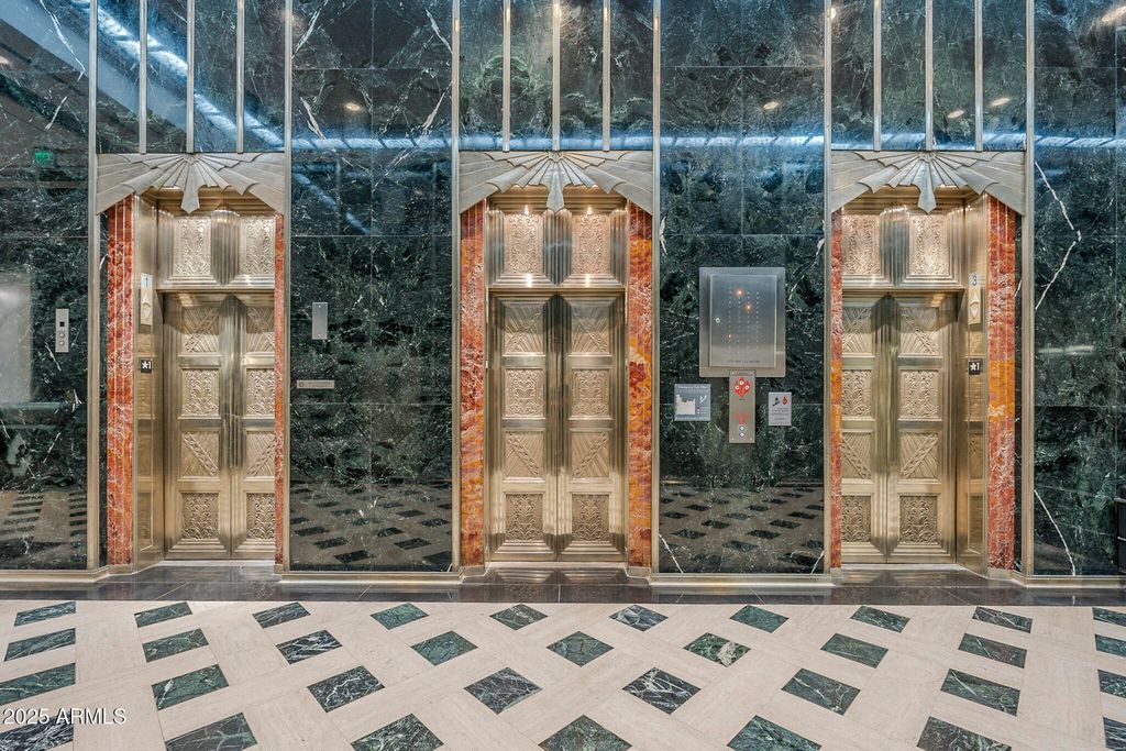 Photo of 114 W Adams Street #1007, Phoenix, AZ 85003 (MLS # 6932079)