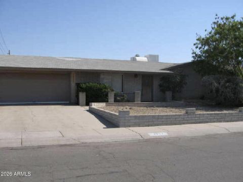 3852 W MISSION Lane Phoenix AZ 85051