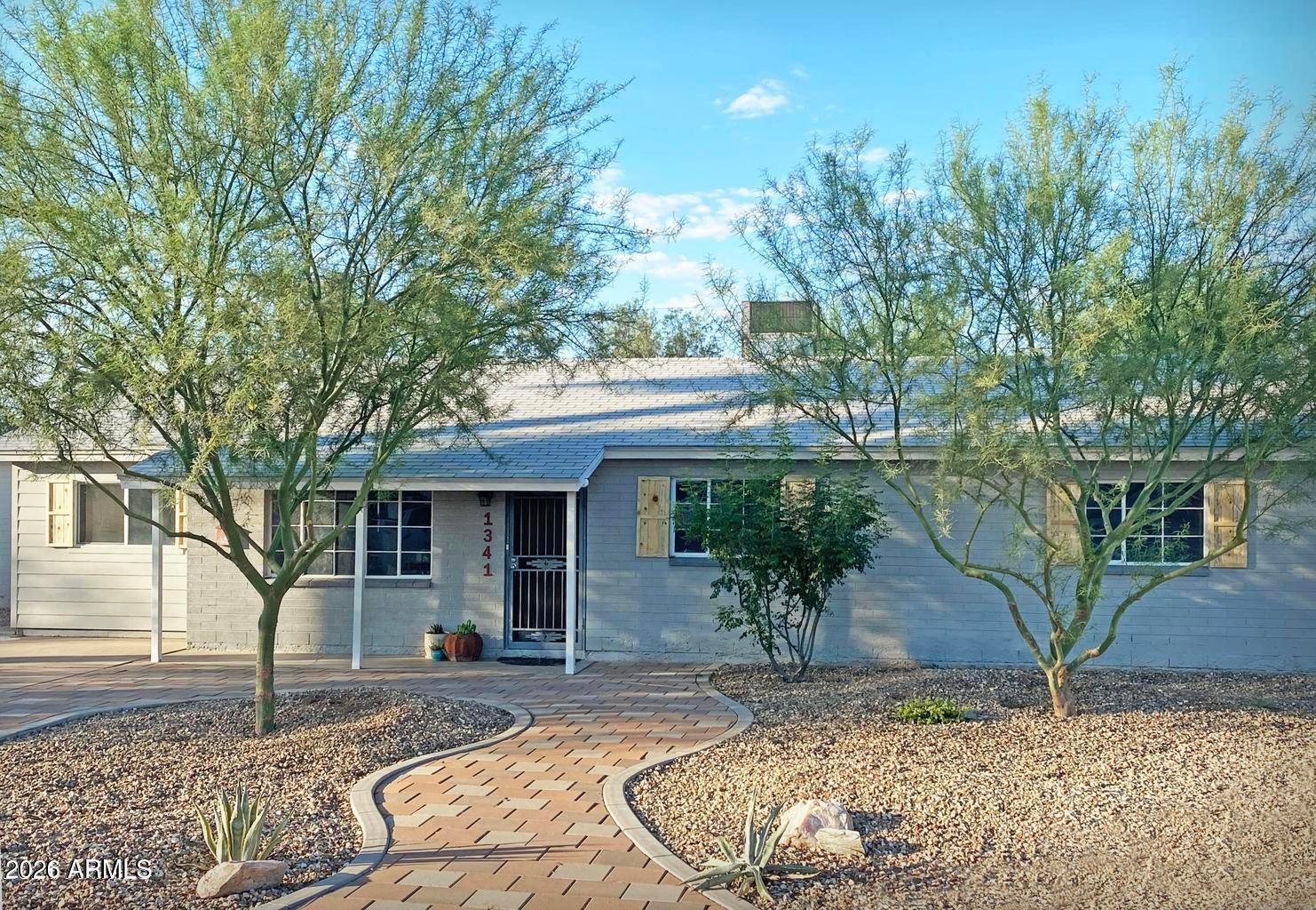 1341 E DON CARLOS Avenue