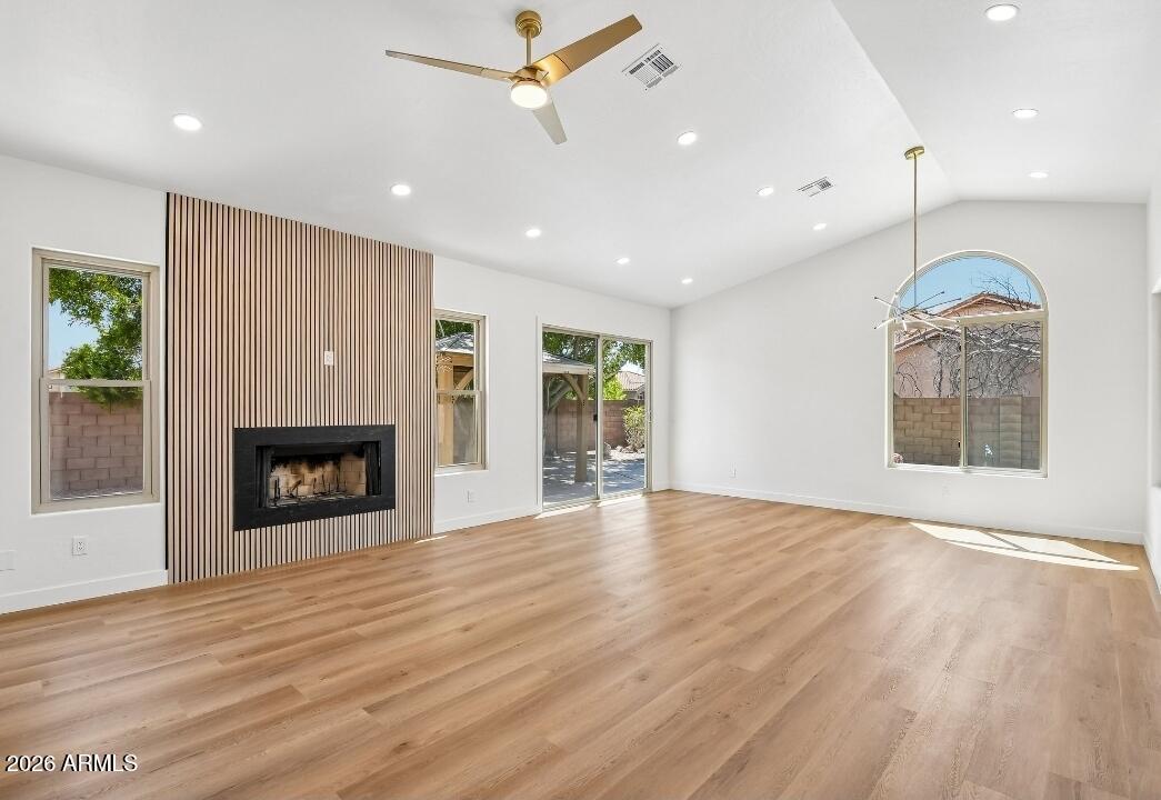 3804 N GALLATIN Street