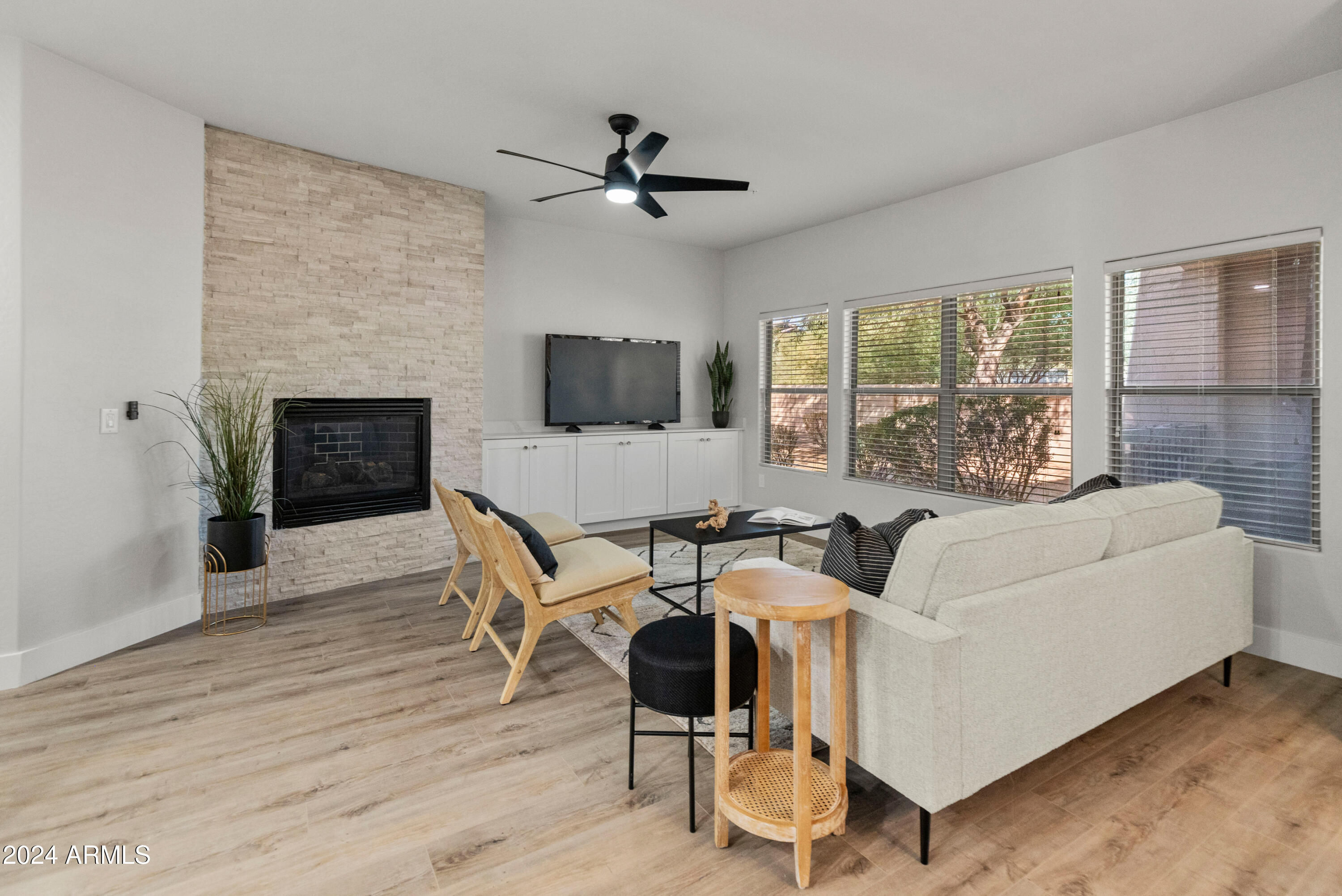 Scottsdale, Arizona 85255, United States, 3 Bedrooms Bedrooms, ,2 BathroomsBathrooms,Residential,Pending,35654