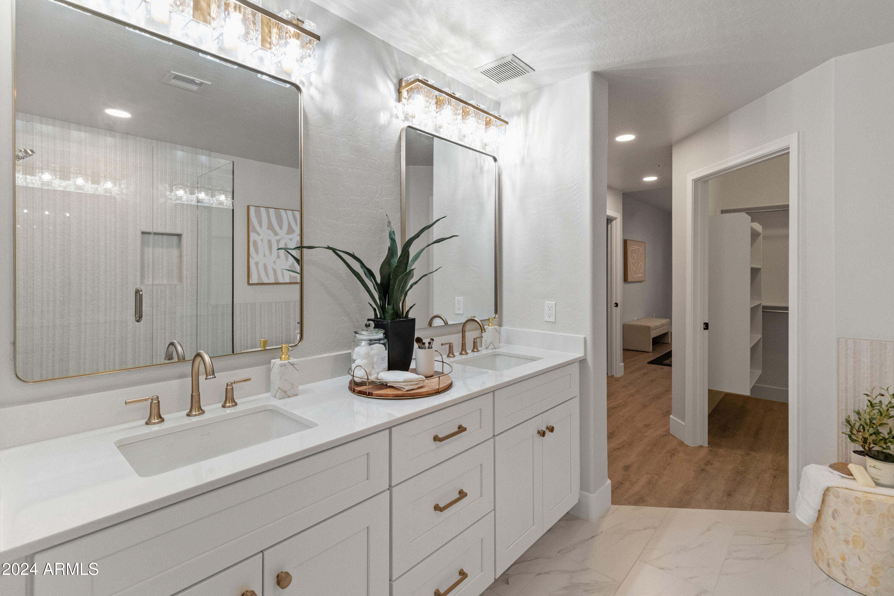 Scottsdale, Arizona 85255, United States, 3 Bedrooms Bedrooms, ,2 BathroomsBathrooms,Residential,Pending,35654