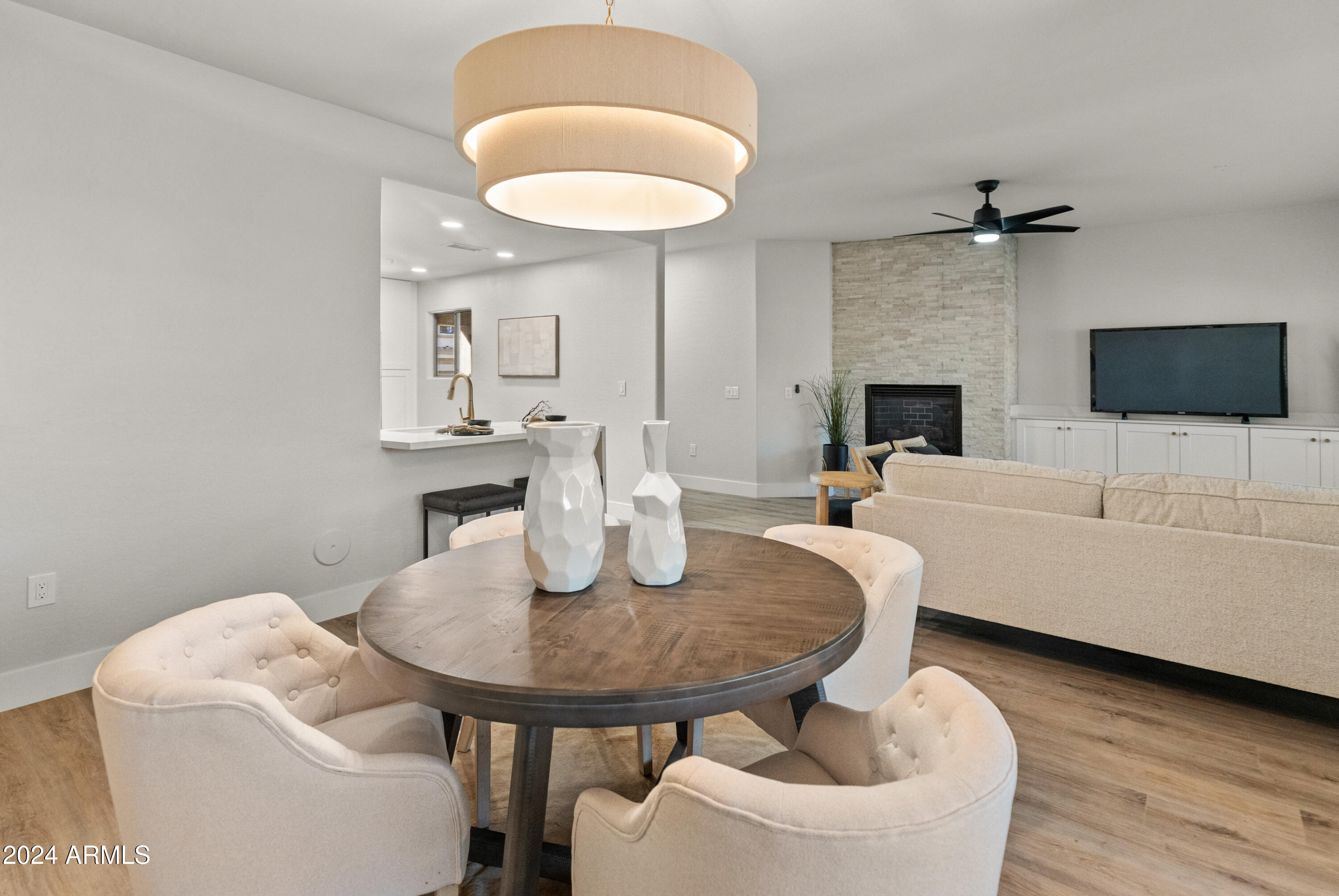 Scottsdale, Arizona 85255, United States, 3 Bedrooms Bedrooms, ,2 BathroomsBathrooms,Residential,Pending,35654