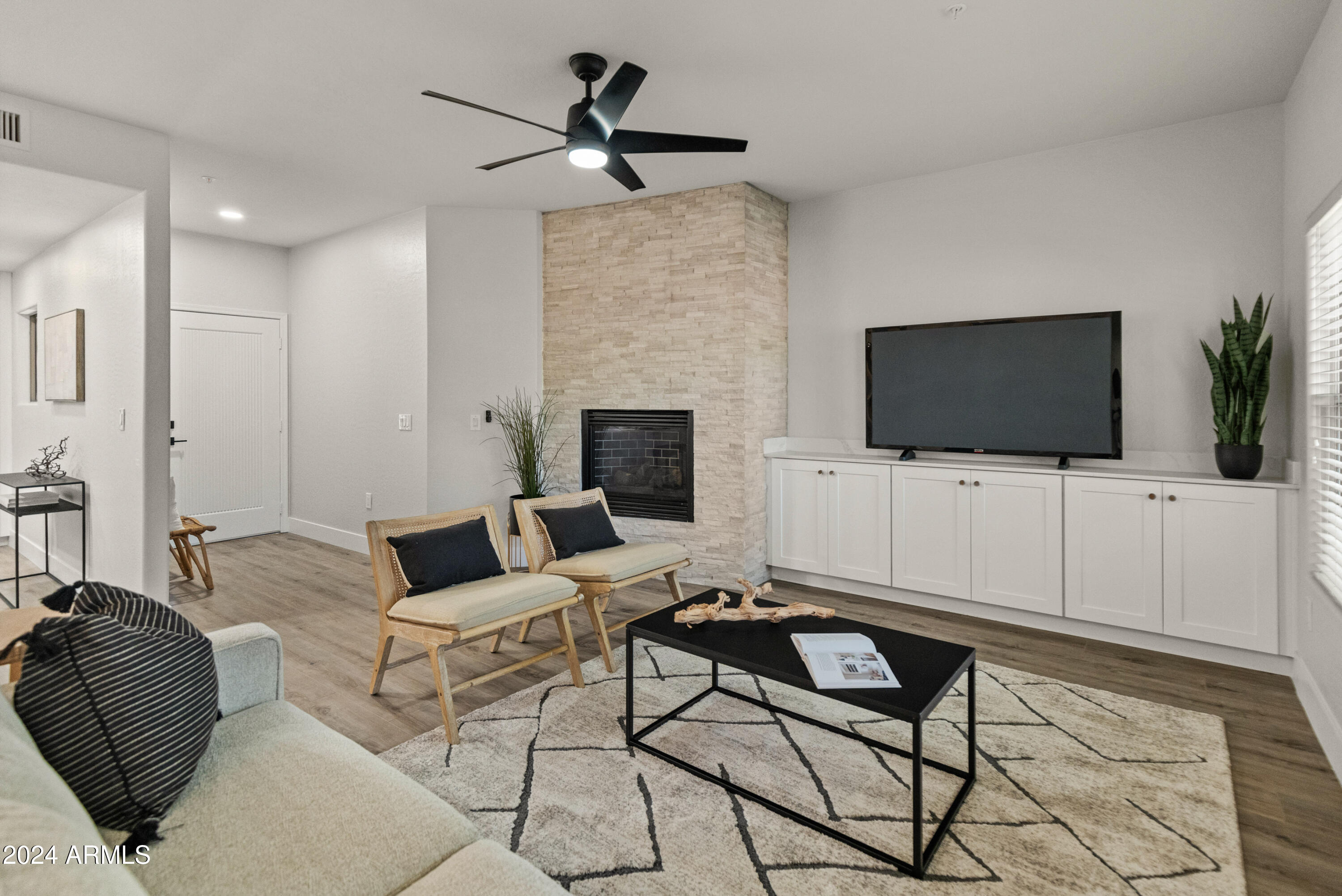 Scottsdale, Arizona 85255, United States, 3 Bedrooms Bedrooms, ,2 BathroomsBathrooms,Residential,Pending,35654