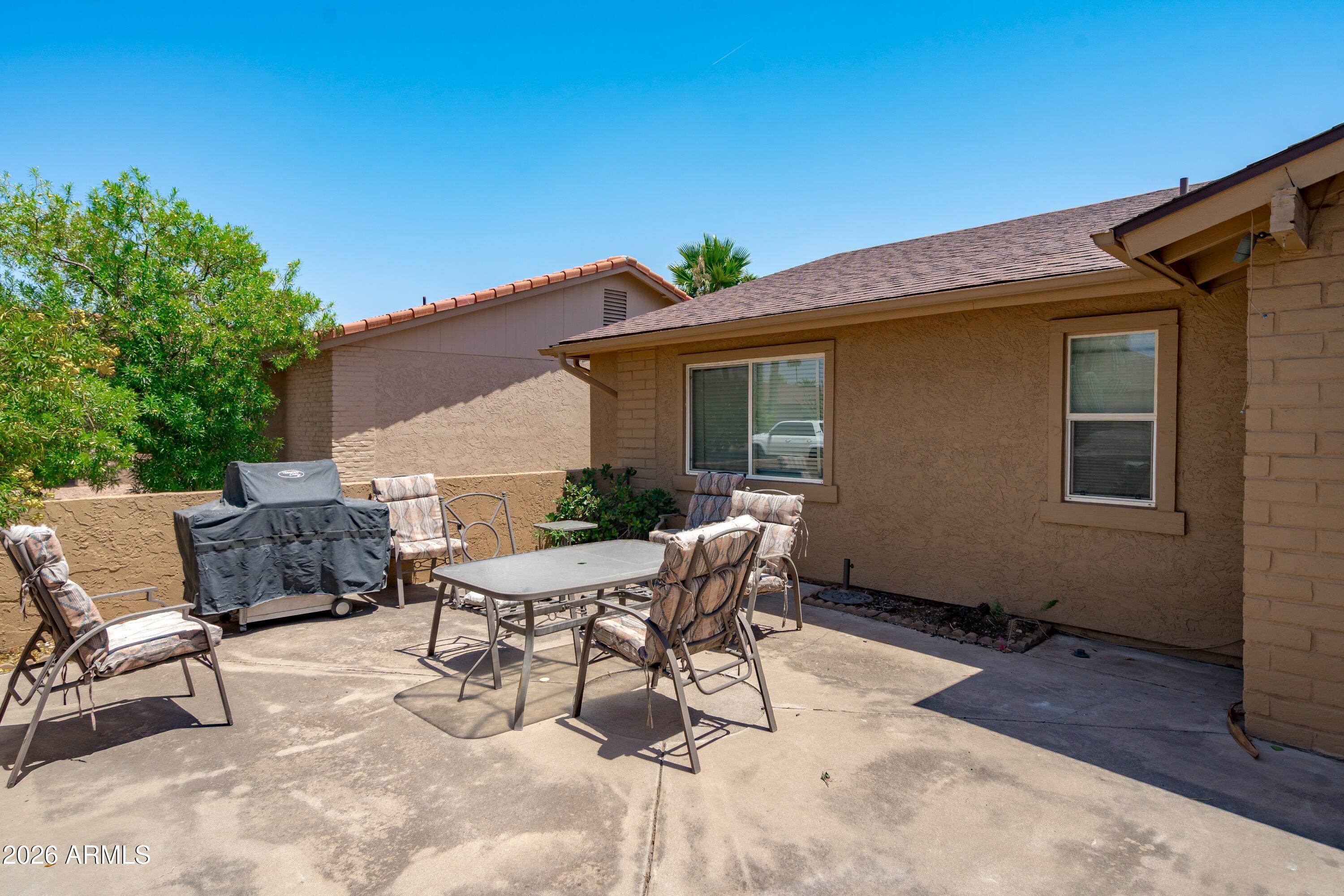 1009 LEISURE WORLD --