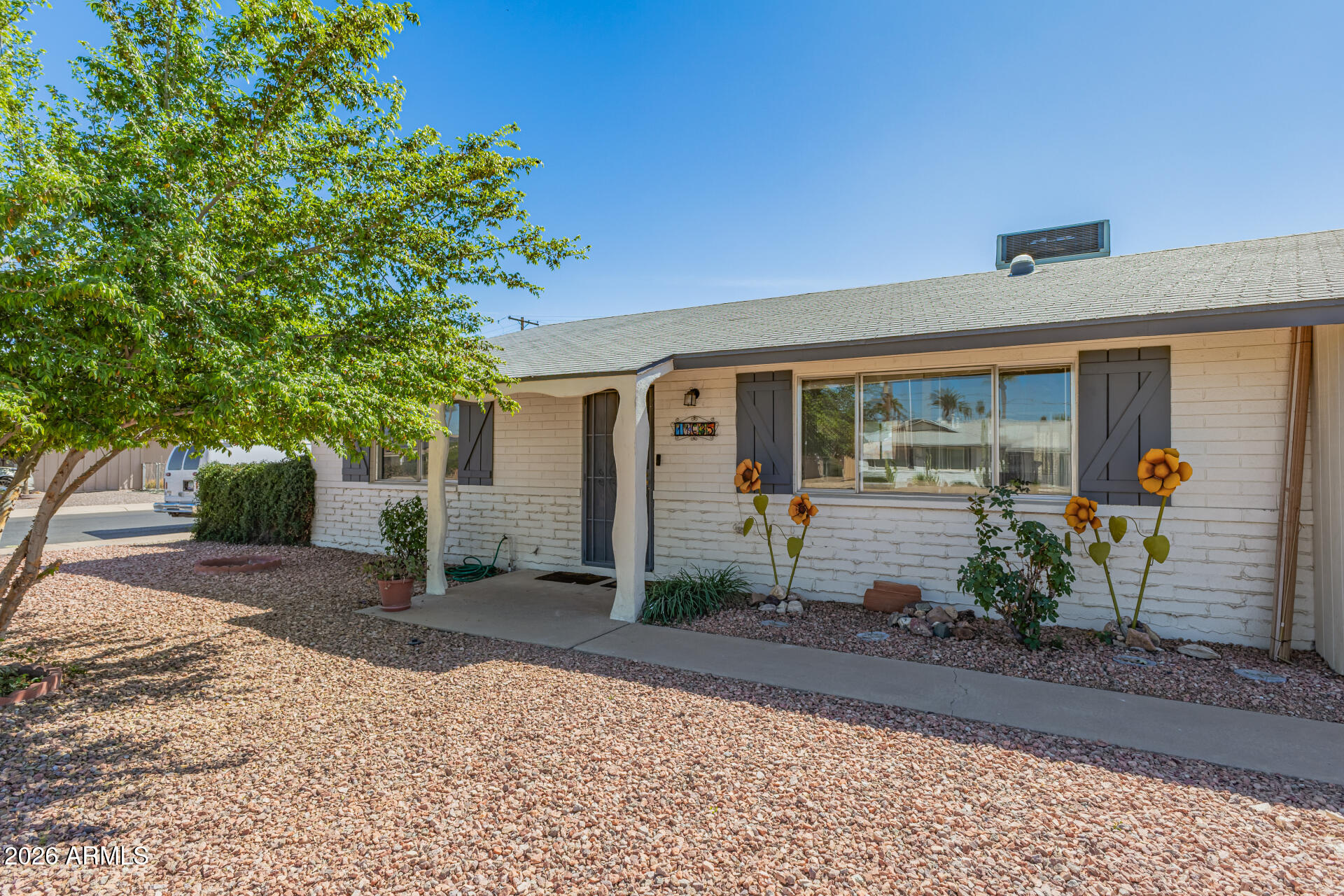 11035 W OAKMONT Drive