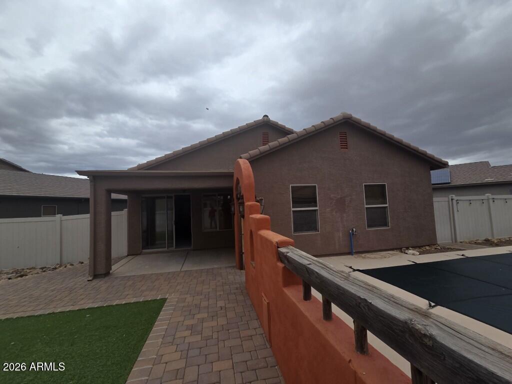 RED ROCK VILLAGE 1 - Residential