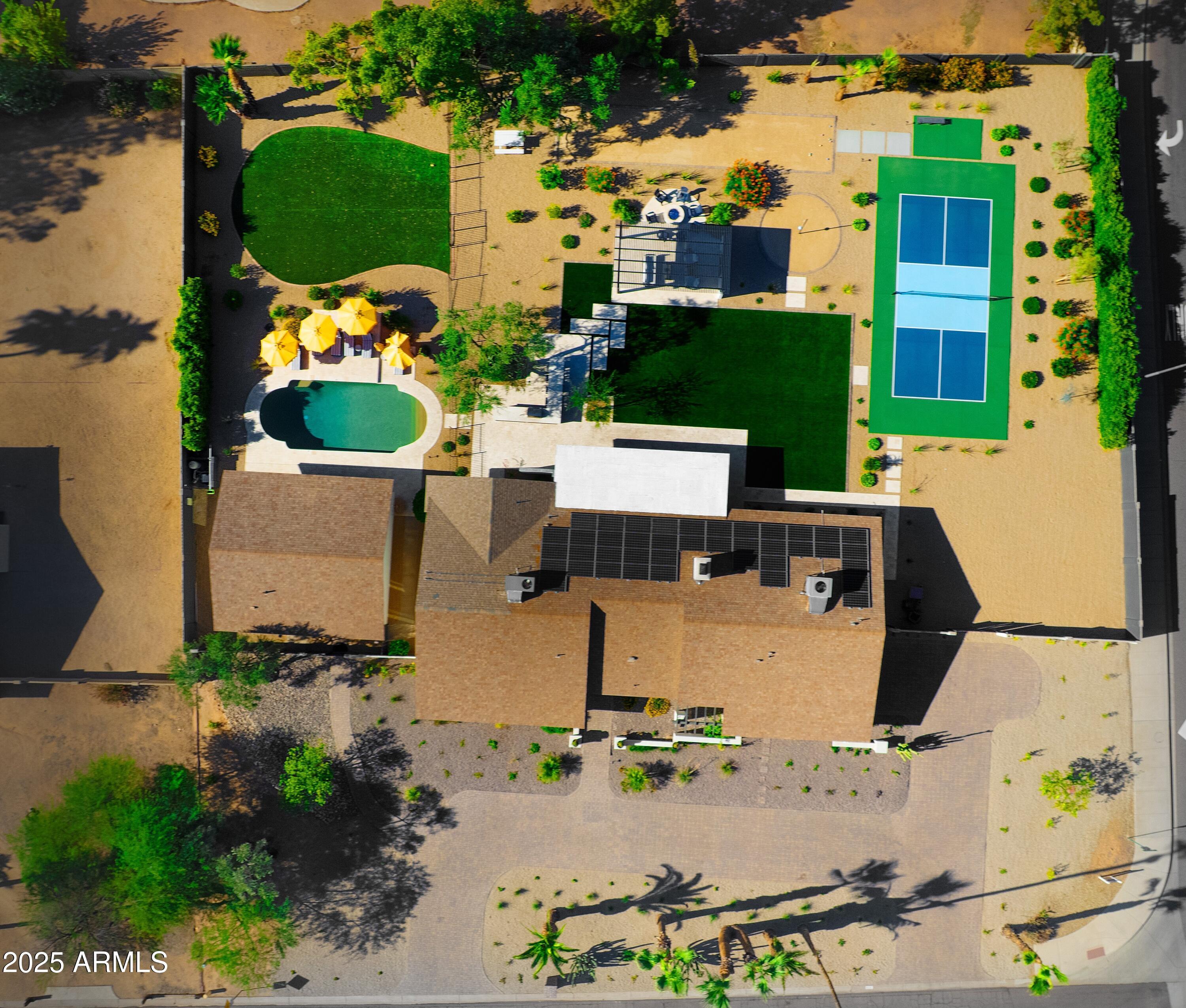 8001 E VOLTAIRE Avenue