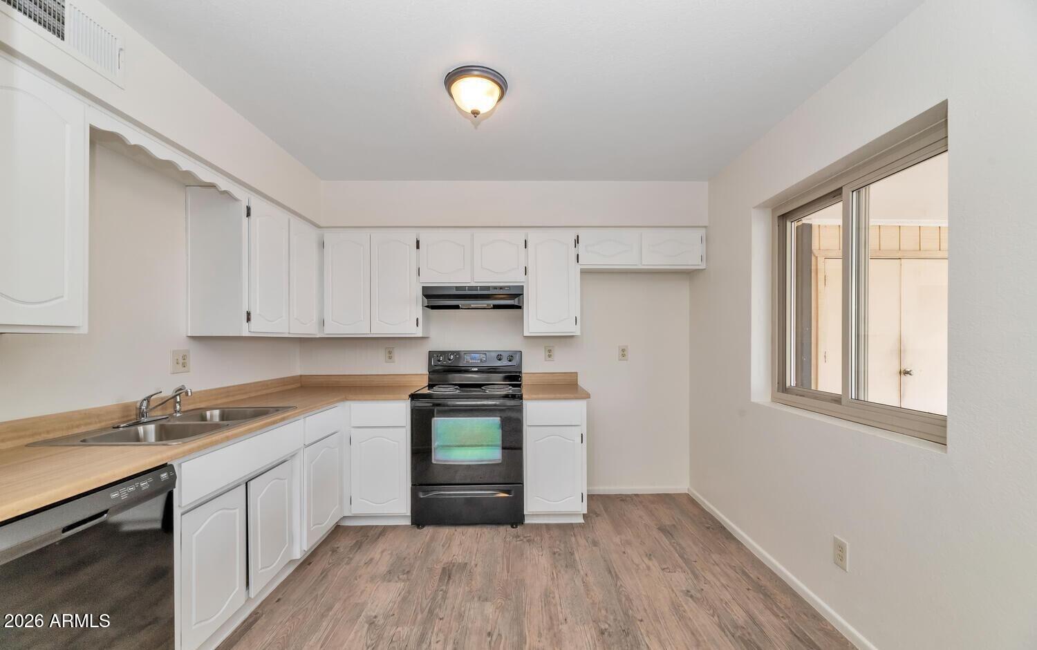 LYNWOOD TRACT LOTS 1-24 - Residential Income