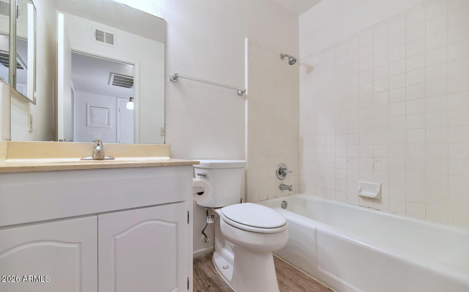 LYNWOOD TRACT LOTS 1-24 - Residential Income