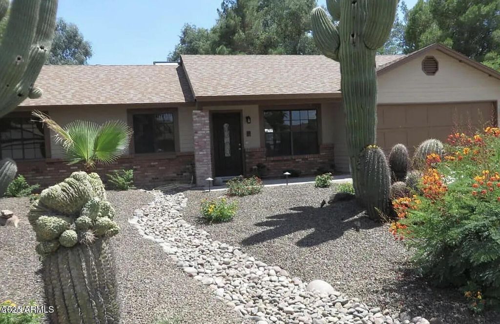 Photo of 6513 E Grandview Drive, Scottsdale, AZ 85254 (MLS # 6934342)